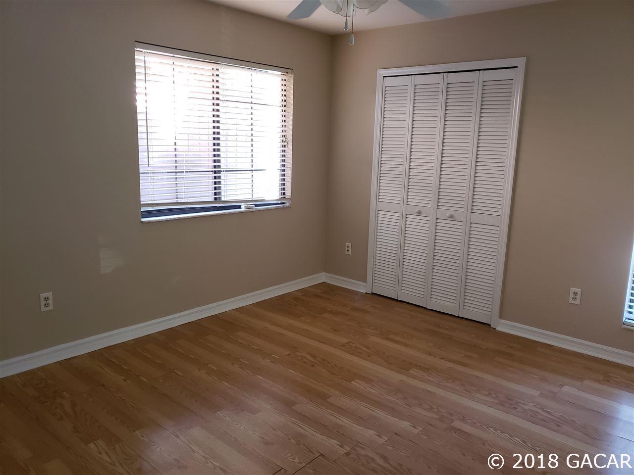 934 Southwest 56th Terrace Gainesville, FL 32607 - Photo 9 of 17