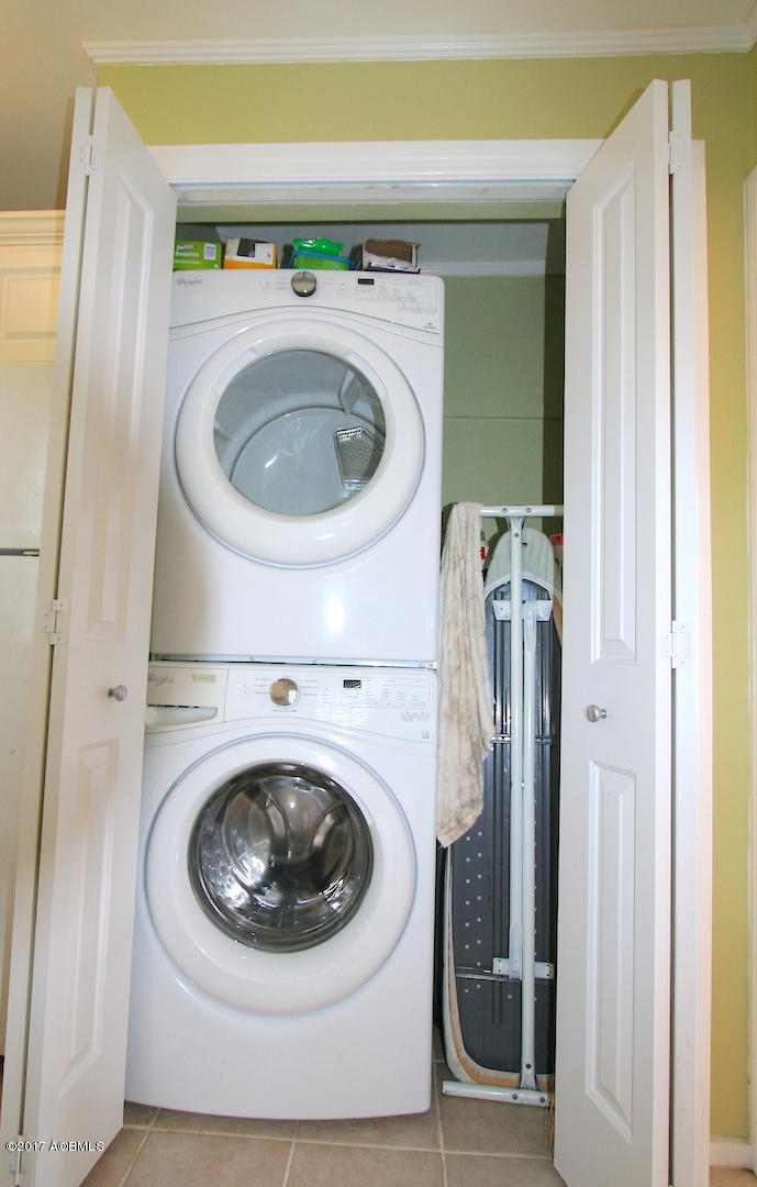 1838 Pigeon Point Road Beaufort, SC 29902 - Photo 8 of 22 Laundry