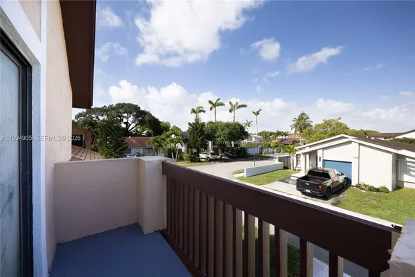 $3,800 | 914 Northwest 106th Ave Circle, Miami, FL 33172