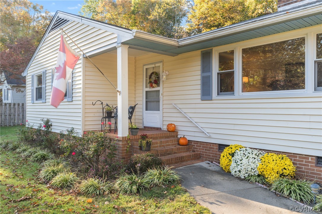 6038 Pine Road Quinton, VA 23141 - Photo 1 of 39 Gallery Image 1