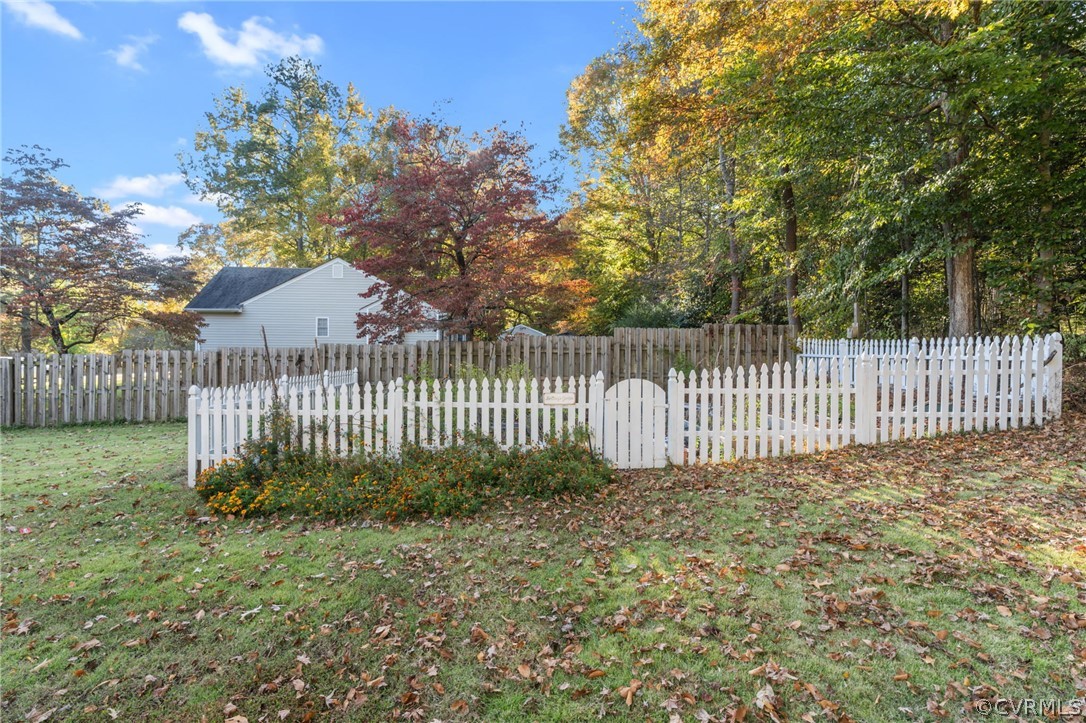 6038 Pine Road Quinton, VA 23141 - Photo 33 of 39 Gallery Image 33