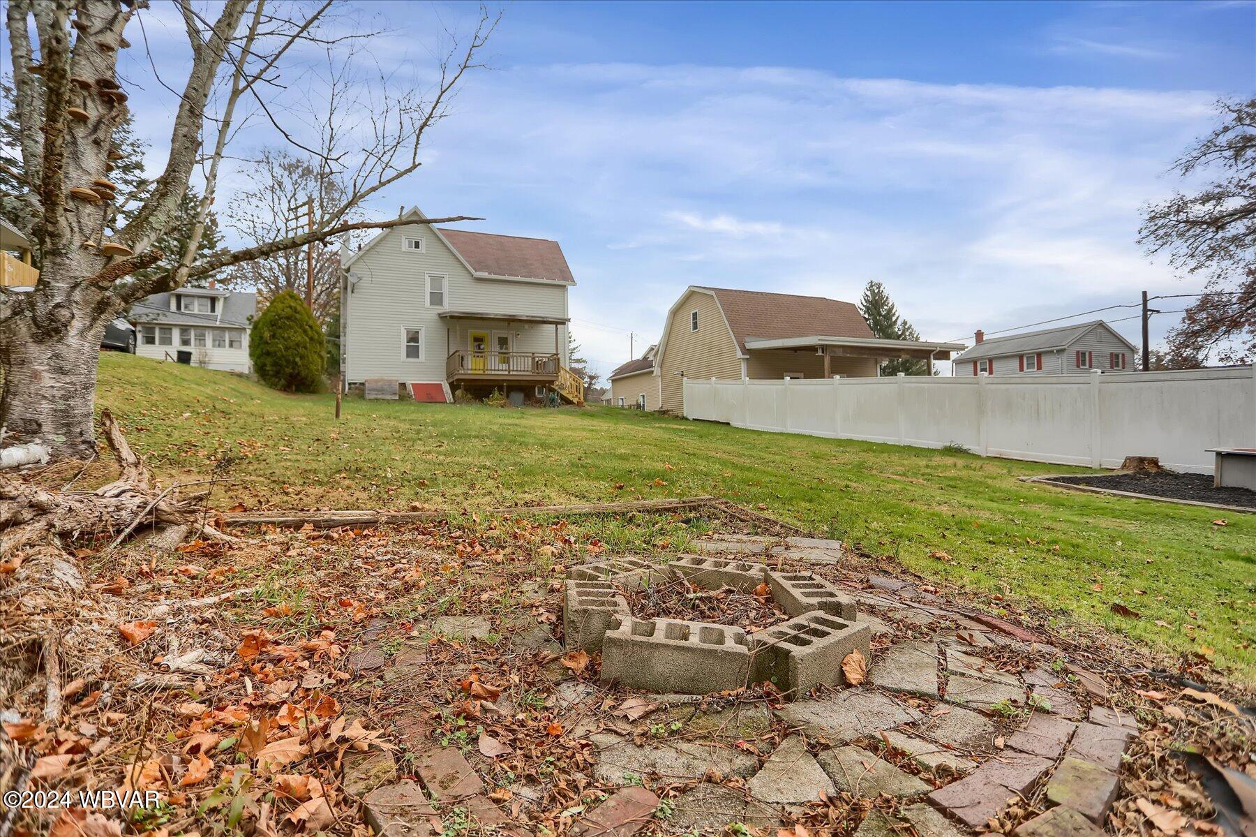1407 Bloomingrove Road Williamsport, PA 17701 - Photo 31 of 32 34-1U4A0154