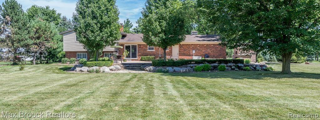 74433 McKay Road Romeo, MI 48065 - Photo 18 of 20 18 - 74433 Makay, Bruce TWP MI, Selerno, 07-26-15-1017.jpg
