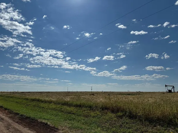 $160,000 | 2057 South Fm 303, Levelland, TX 79336