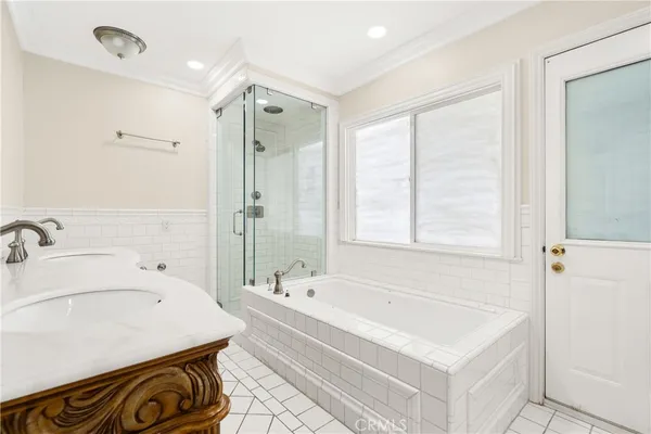 $5,500 | 19951 Lassen Street, Chatsworth, CA 91311