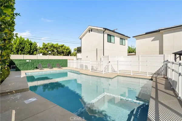 $5,500 | 19951 Lassen Street, Chatsworth, CA 91311