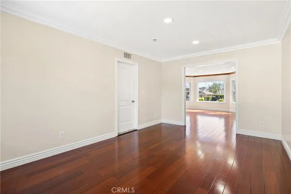 $5,500 | 19951 Lassen Street, Chatsworth, CA 91311
