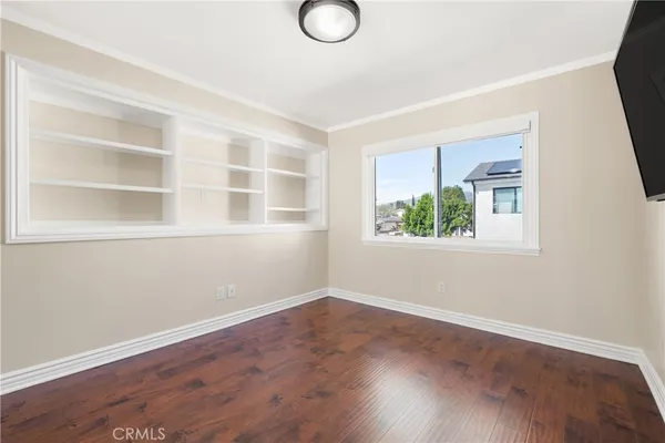 $5,500 | 19951 Lassen Street, Chatsworth, CA 91311