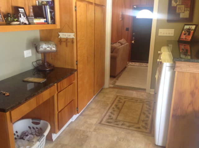 1868 Upper River Road Macon, GA 31211 - Photo 15 of 33 a bathroom with a sink and mirror