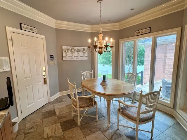$1,199,000 | 487 Lakeshore Drive, Lexington, TN 38351