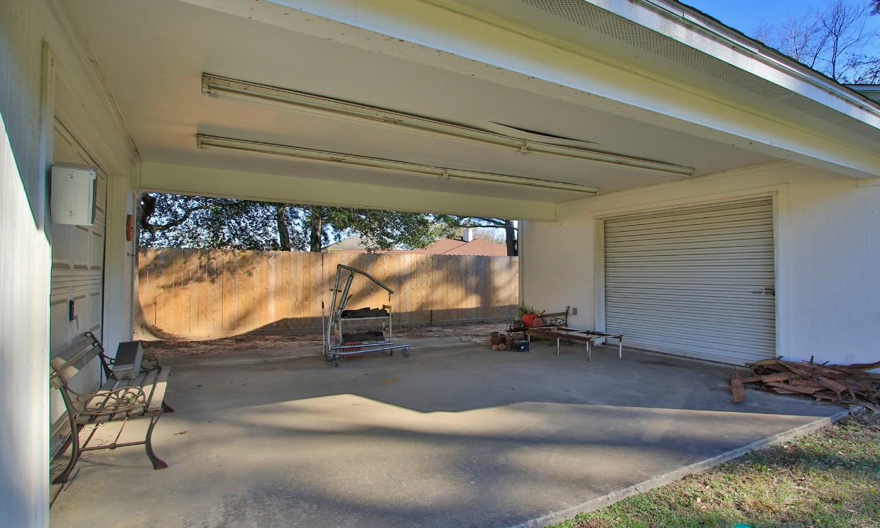 30610 Quinn Road Tomball, TX 77375 - Photo 40 of 50 20 x 20 Covered porch area.