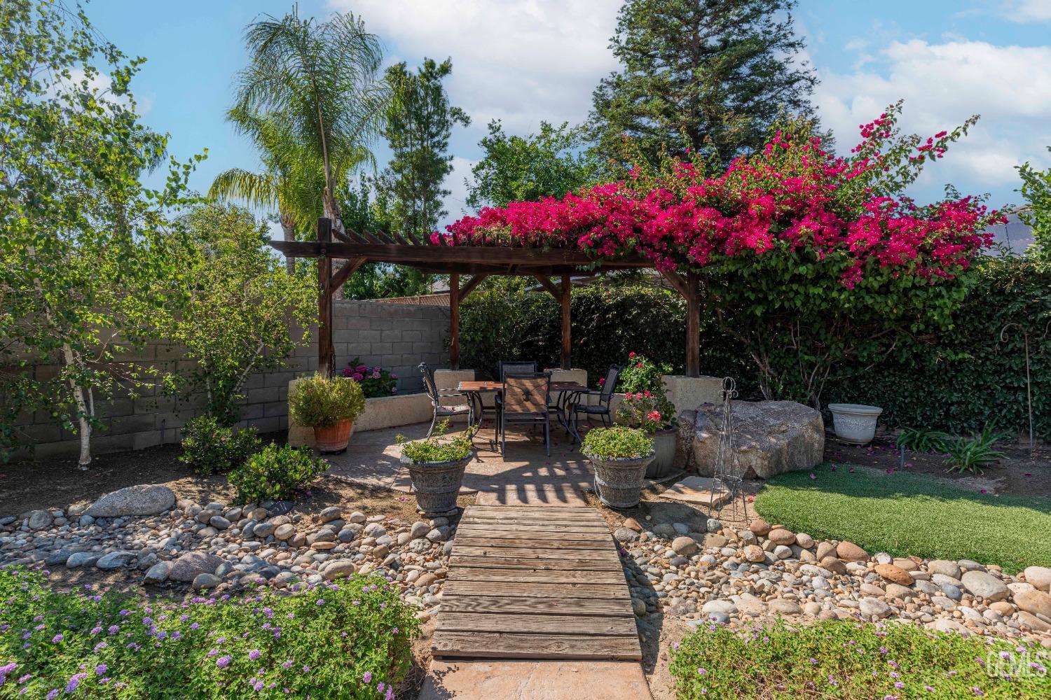Undisclosed Address Bakersfield, CA 93312 - Photo 45 of 51 a view of a backyard with sitting area and furniture