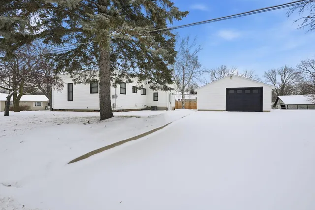 $175,000 | 201 Grafton Avenue, Alma, MI 48801