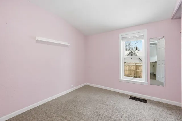 $175,000 | 201 Grafton Avenue, Alma, MI 48801