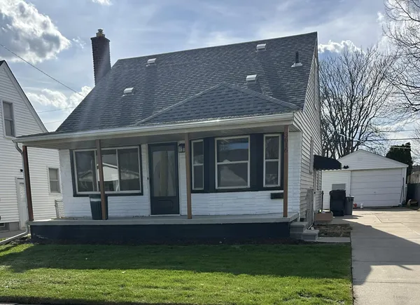 $199,900 | 3616 16th Street, Wyandotte, MI 48192