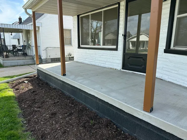 $199,900 | 3616 16th Street, Wyandotte, MI 48192