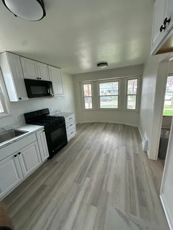 $199,900 | 3616 16th Street, Wyandotte, MI 48192