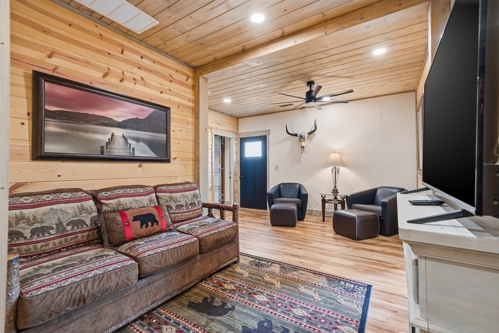 445 Tranquil Cove Road Murphy, NC 28906 - Photo 59 of 91 a living room with furniture