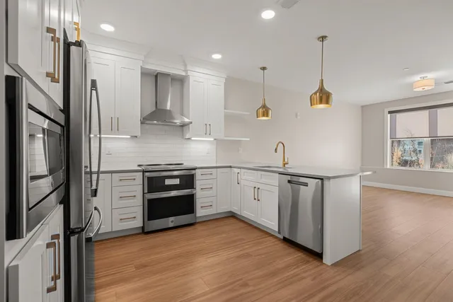 $828,000 | 99 Foundry Place, Unit 104, Portsmouth, NH 03801