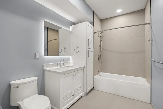 $828,000 | 99 Foundry Place, Unit 104, Portsmouth, NH 03801