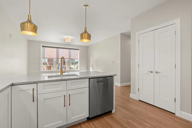 $828,000 | 99 Foundry Place, Unit 104, Portsmouth, NH 03801
