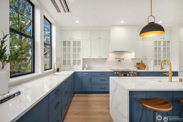$2,560,000 | 2615 Northeast 87th Street, Seattle, WA 98115