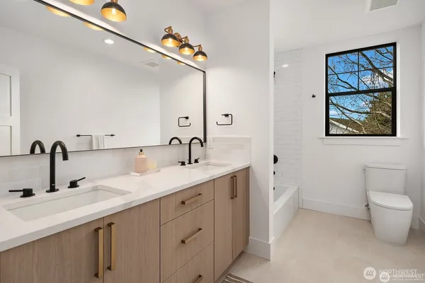 $2,560,000 | 2615 Northeast 87th Street, Seattle, WA 98115
