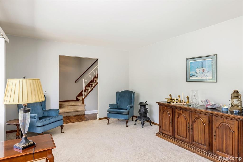1007 Vernier Road Grosse Pointe, MI 48236 - Photo 10 of 50