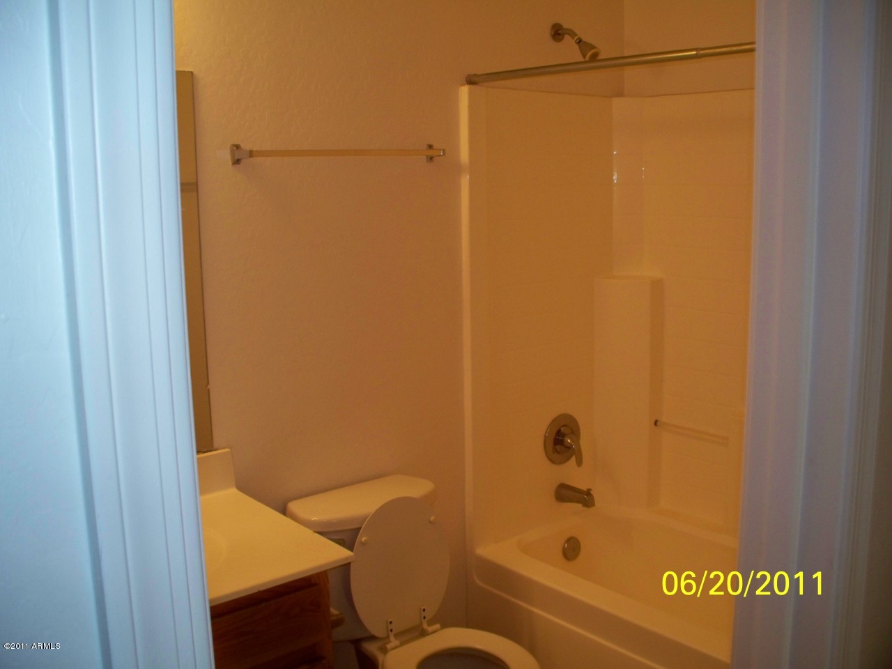 12446 West Redfield Road El Mirage, AZ 85335 - Photo 8 of 9 HALL BATH