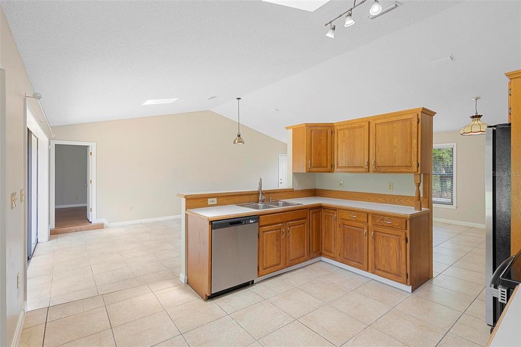 164 Estella Road Lake Mary, FL 32746 - Photo 13 of 46 Gallery Image 13