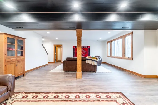 $1,196,950 | 4393 East 850 North, Rome City, IN 46784