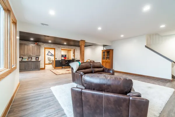 $1,196,950 | 4393 East 850 North, Rome City, IN 46784