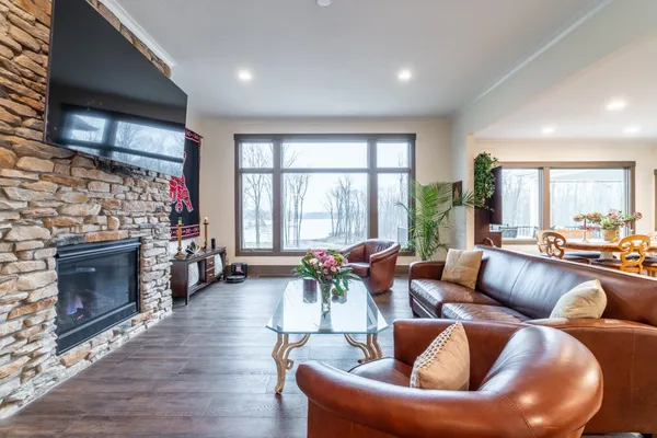 $1,196,950 | 4393 East 850 North, Rome City, IN 46784