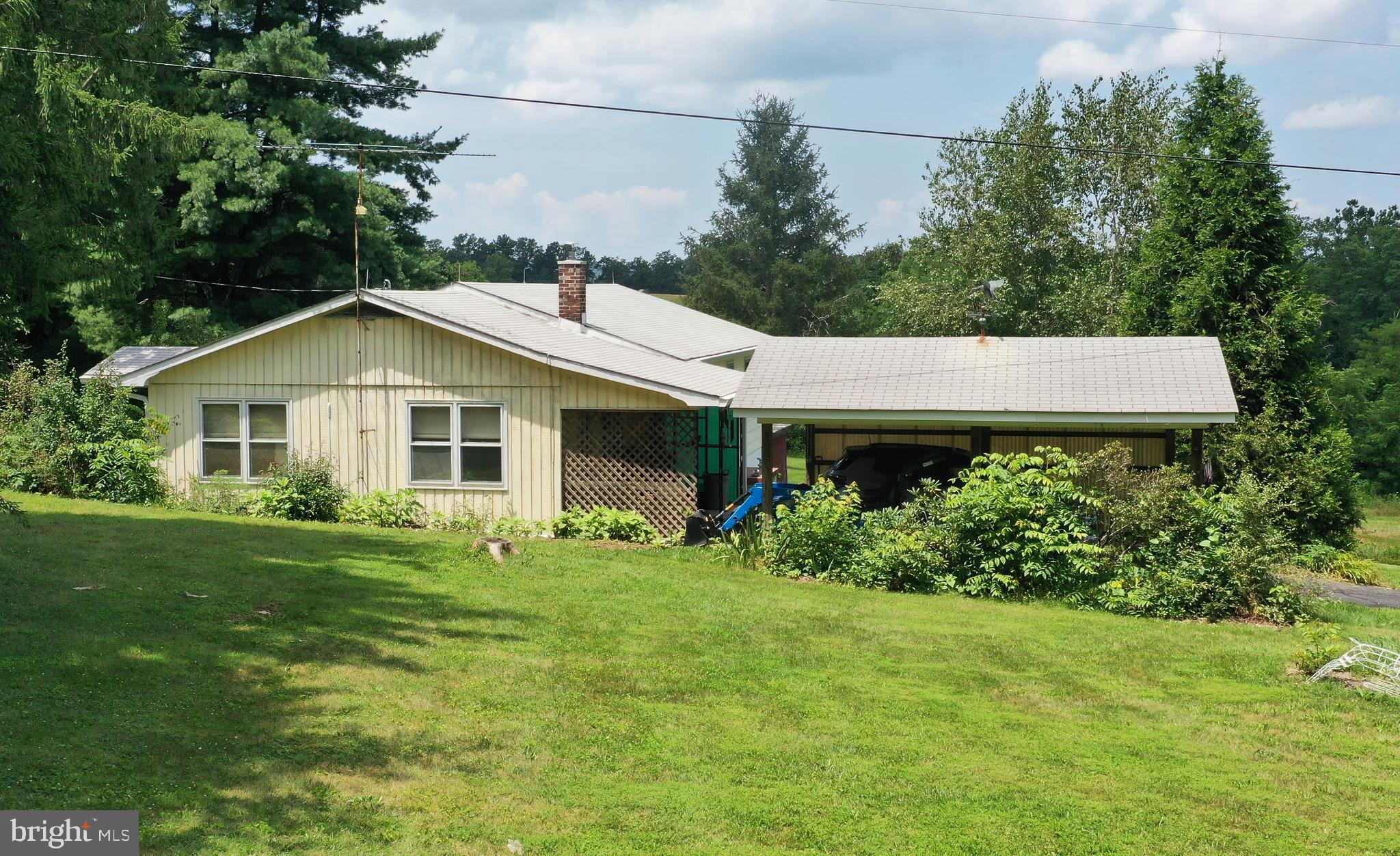 500 Dunmore Ridge Road Augusta, WV 26704 - Photo 7 of 43 Side of house
