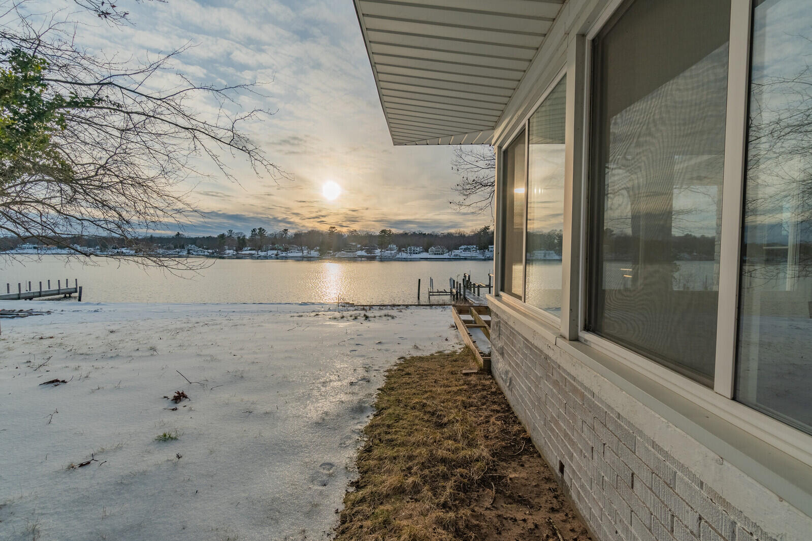 18295 North Fruitport Road Spring Lake, MI 49456 - Photo 3 of 35 21_H82_mls