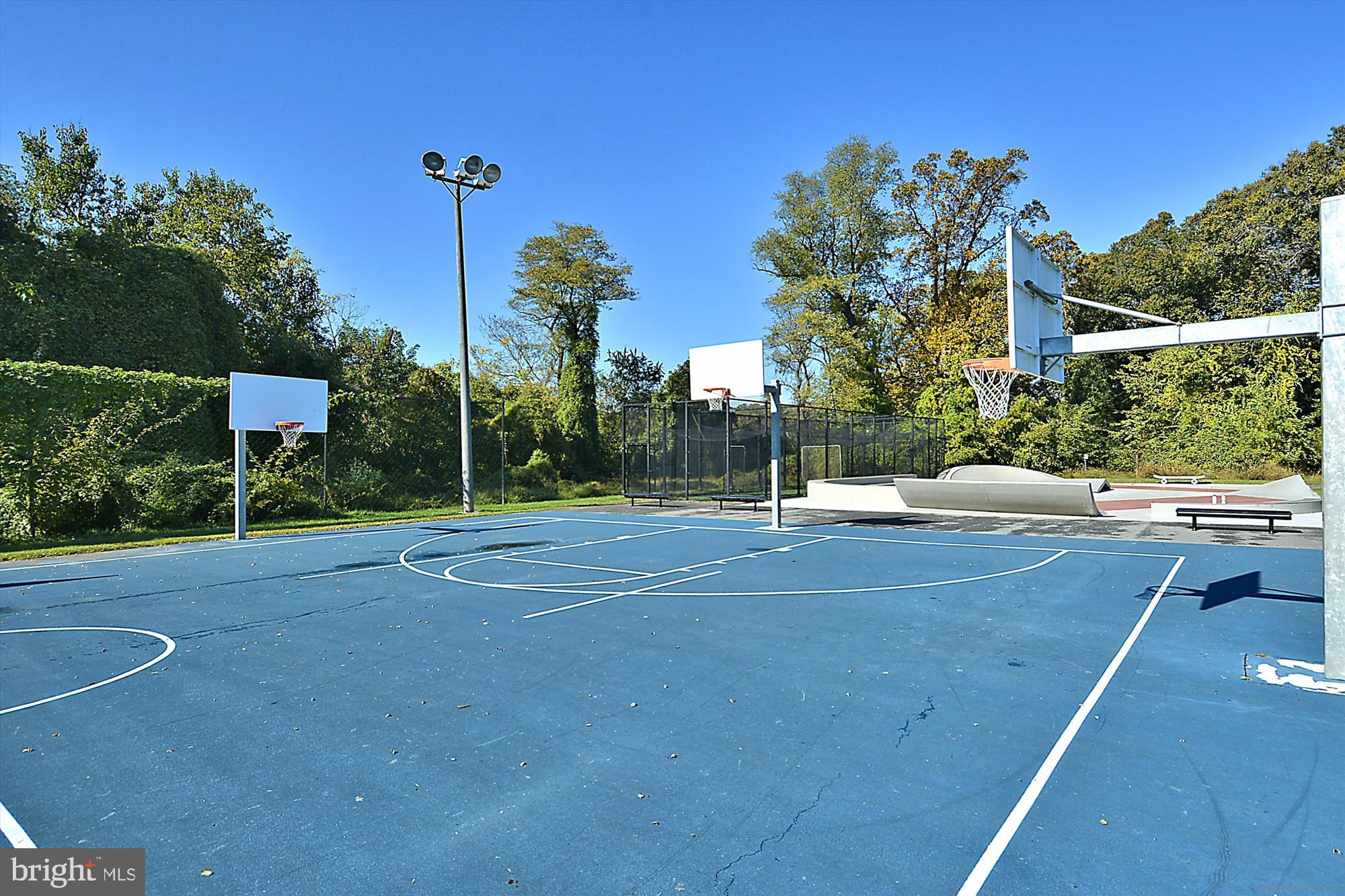 1406 Foxhall Road Northwest Washington, DC 20007 - Photo 37 of 41 a view of a basketball court