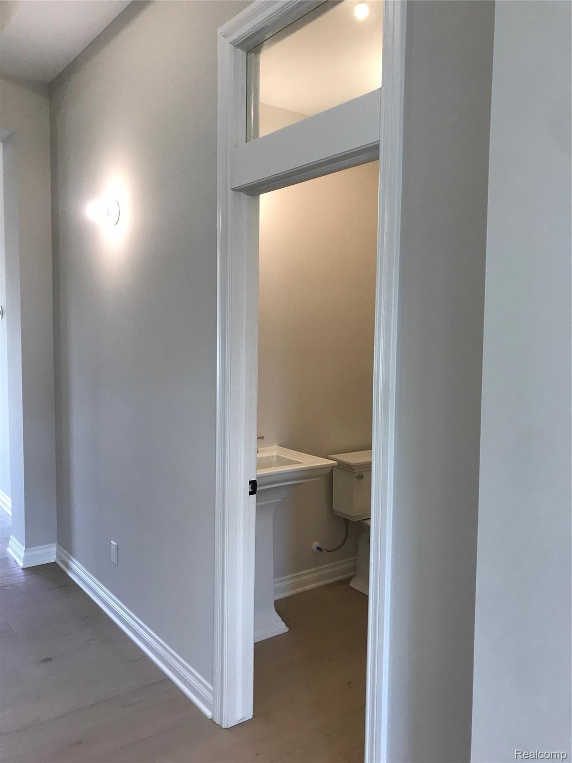909 Lemon Drive Rochester, MI 48307 - Photo 13 of 17 Powder Room 50.JPG