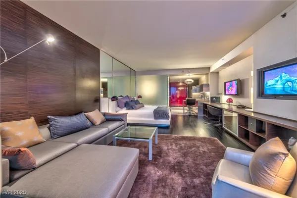 $2,700 | 4381 West Flamingo Road, Unit 3507, Las Vegas, NV 89103