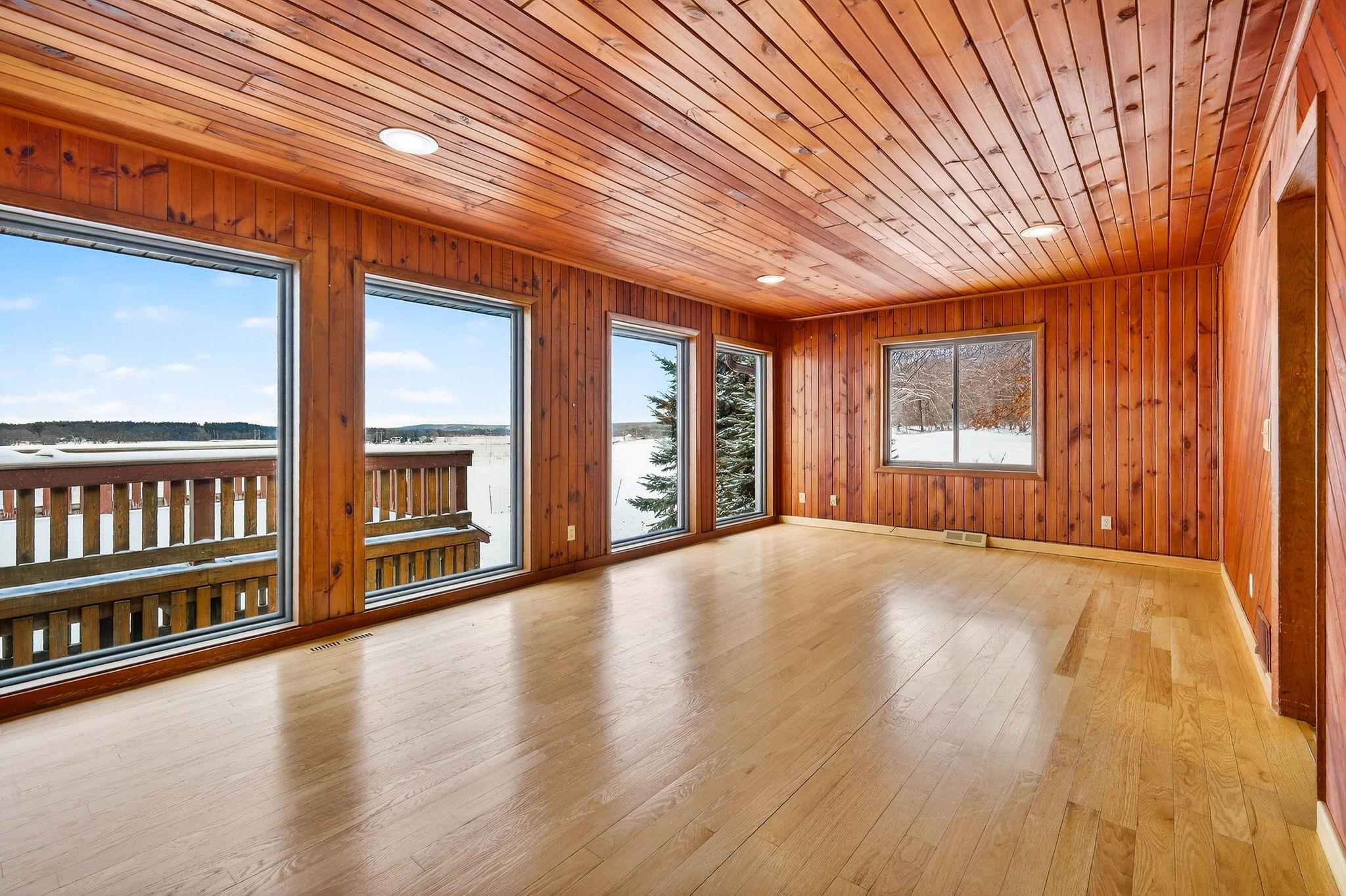 S4166 Crawford Street Baraboo, WI 53913 - Photo 13 of 67