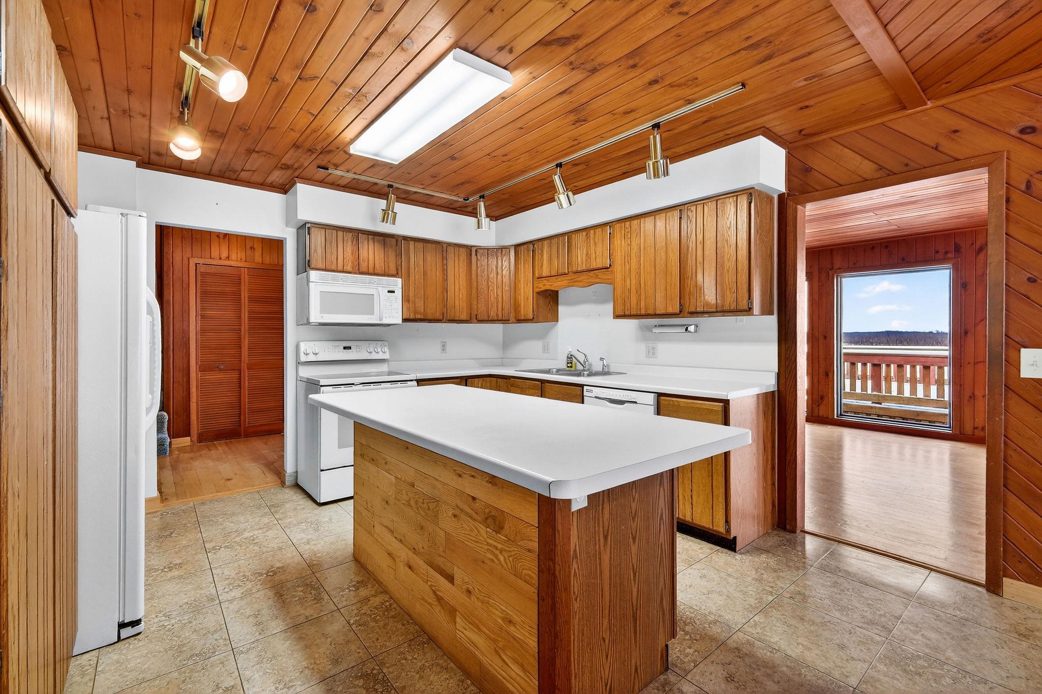 S4166 Crawford Street Baraboo, WI 53913 - Photo 16 of 67