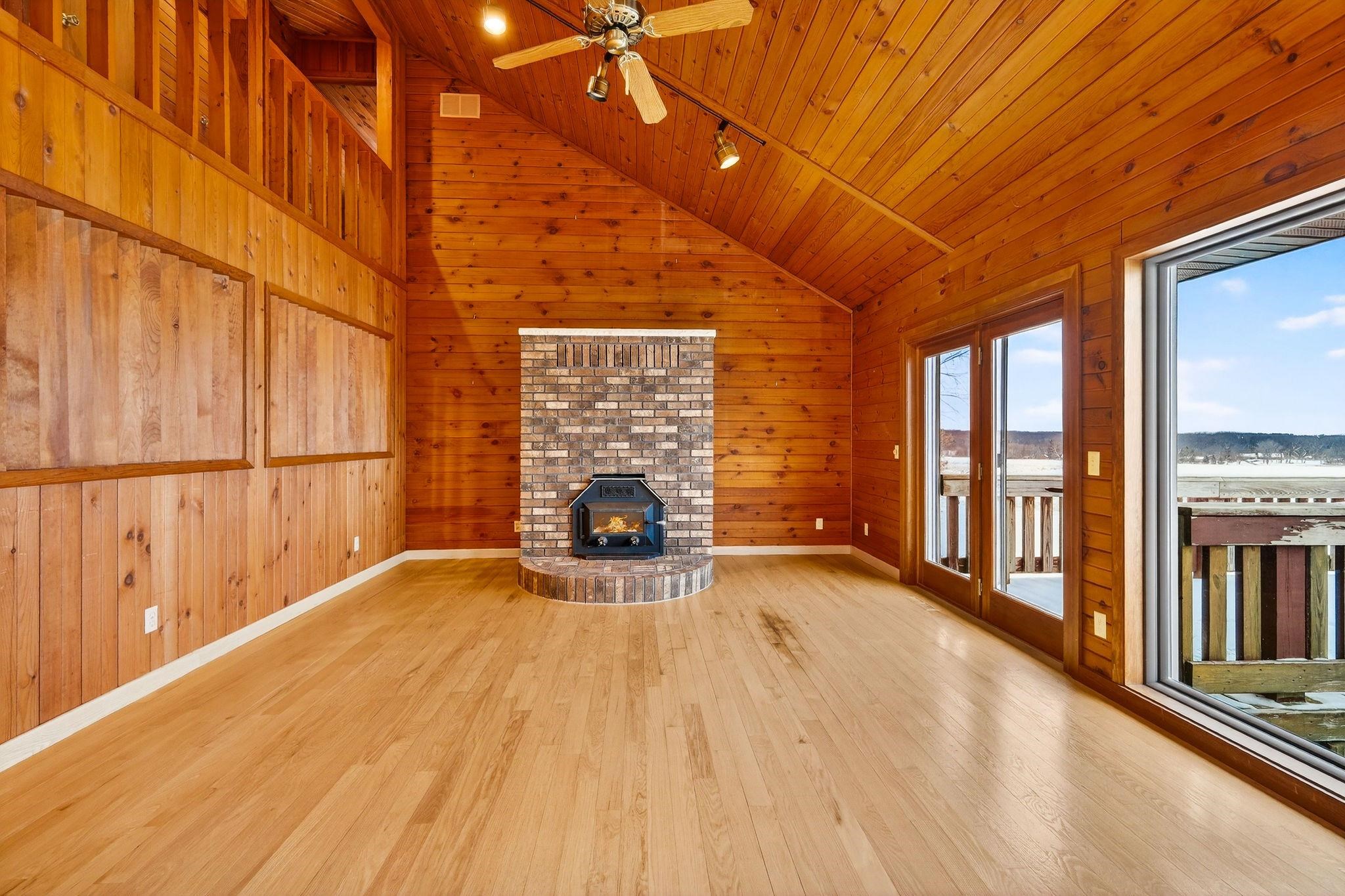 S4166 Crawford Street Baraboo, WI 53913 - Photo 9 of 67