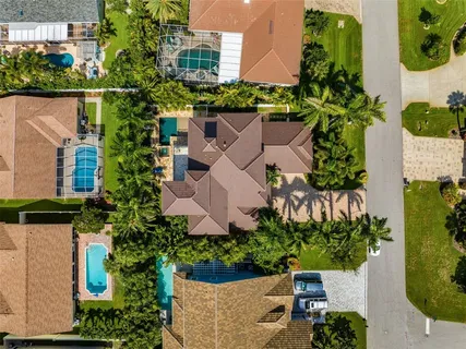 $1,850,000 | 620 Ponce De Leon Drive, Tierra Verde, FL 33715