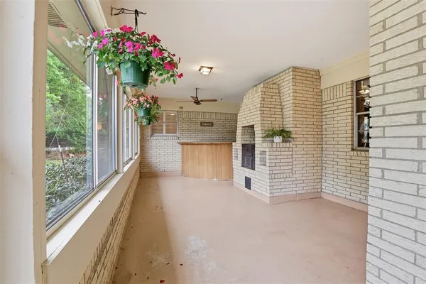 $384,000 | 3820 Walton Avenue, Fort Worth, TX 76133