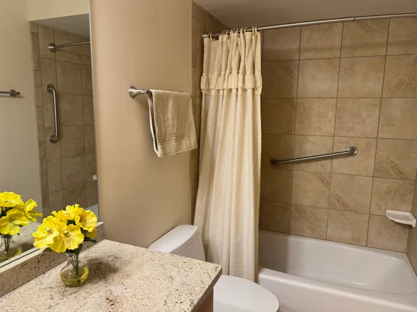 $575,000 | 7201 Powell Street, Downers Grove, IL 60516