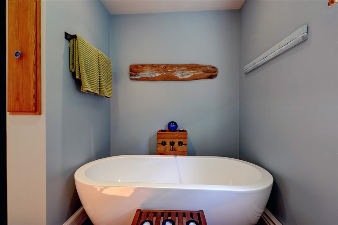 10 Lamson Road Barrington, RI 02806 - Photo 28 of 45 Gallery Image 28