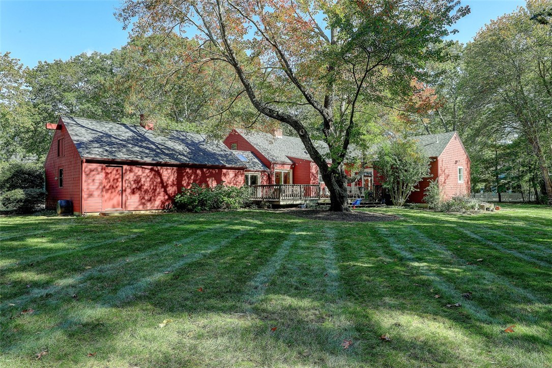10 Lamson Road Barrington, RI 02806 - Photo 3 of 45 Gallery Image 3