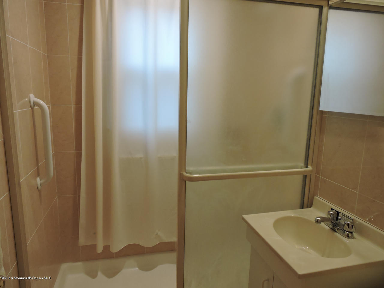 315 Valley Road Neptune Township, NJ 07753 - Photo 11 of 22 315 valley14