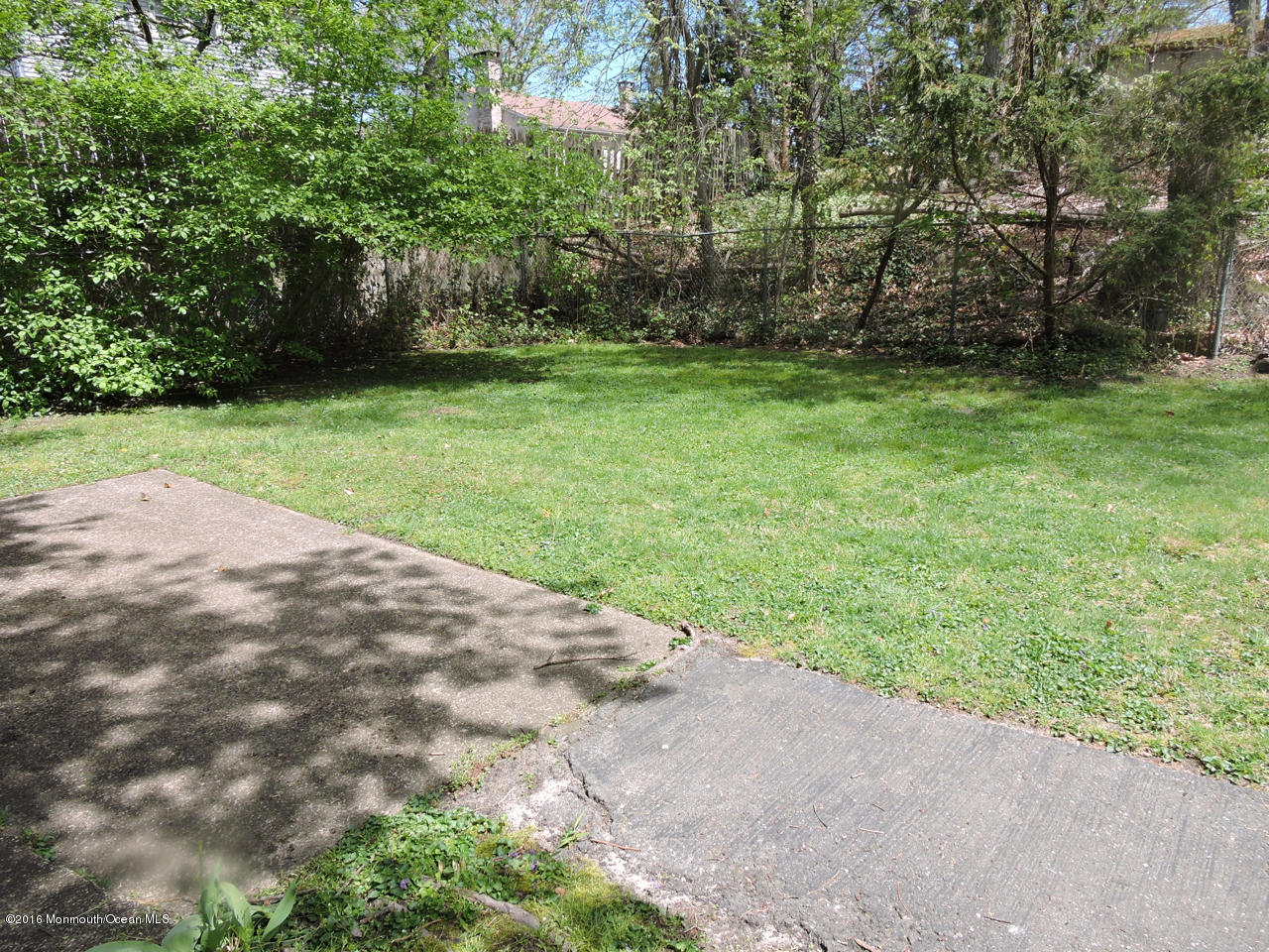 315 Valley Road Neptune Township, NJ 07753 - Photo 20 of 22 315 valley05