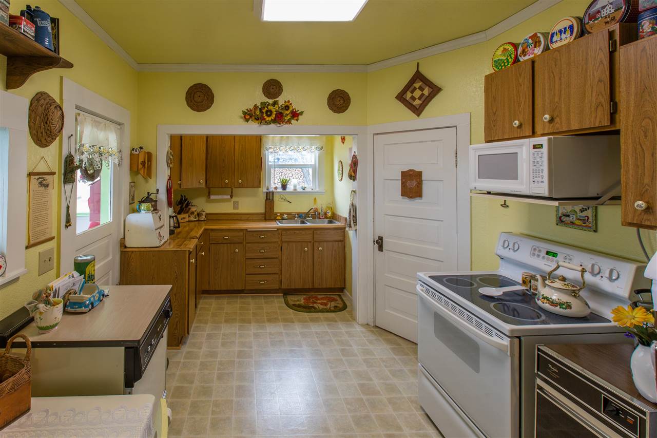 10612 East Boundary Road Elk, WA 99009 - Photo 9 of 20