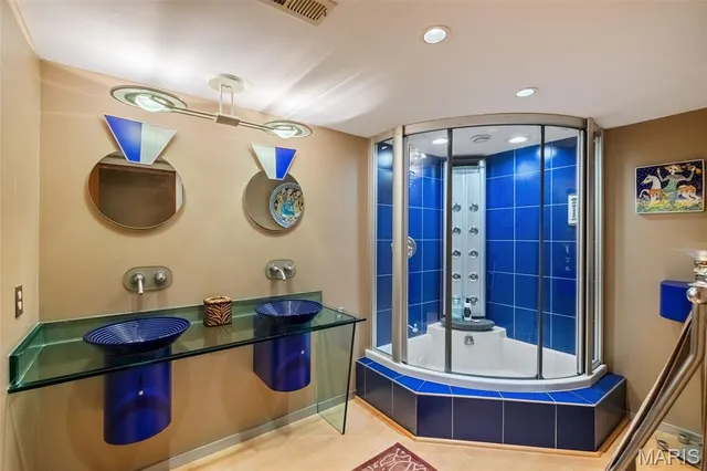 $925,000 | 770 Straub Road, Chesterfield, MO 63017